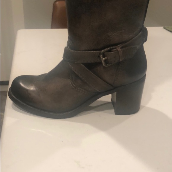 Frye Kelly Over-The-Knee-Boot - Picture 5 of 9